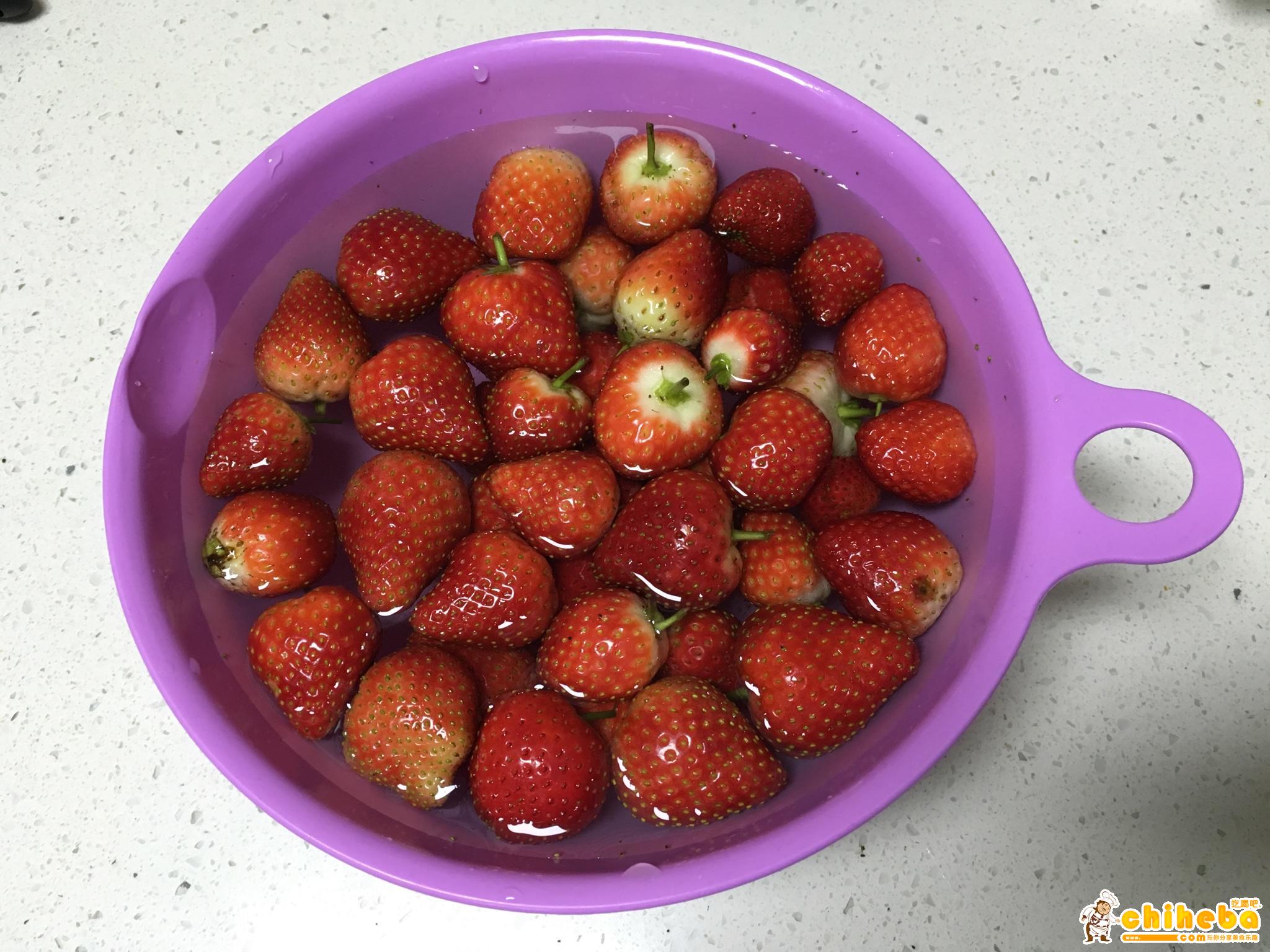 小清新 草莓酱的做法 步骤1